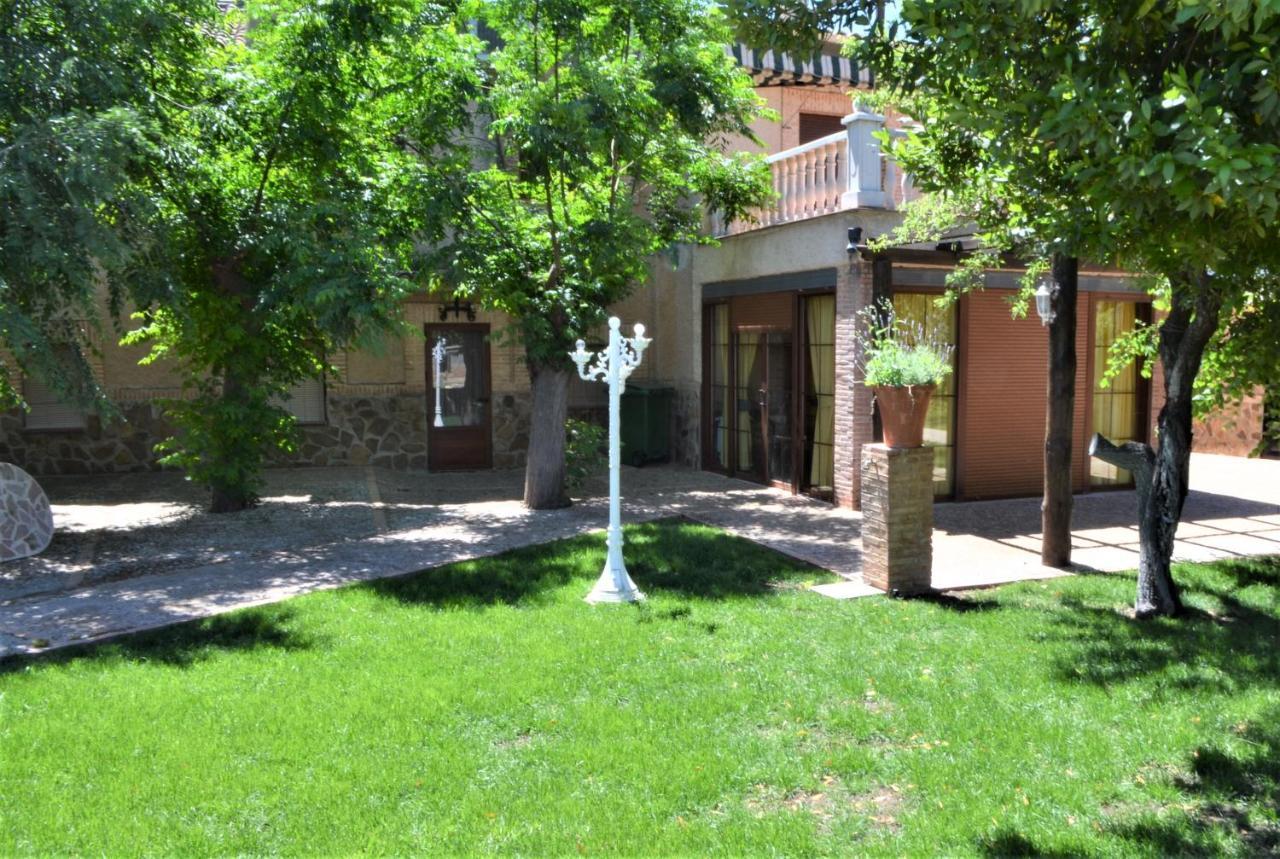 Casa Rural Villa Herrera Fernancaballero Exterior foto